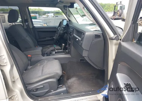 2008 Jeep Commander Sport from USA, damaged, VIN 1J8HG48K68C181913